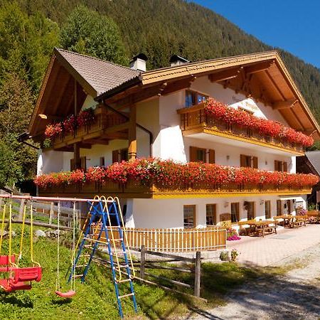 Garni Bergland Bed and Breakfast Ratschings Buitenkant foto