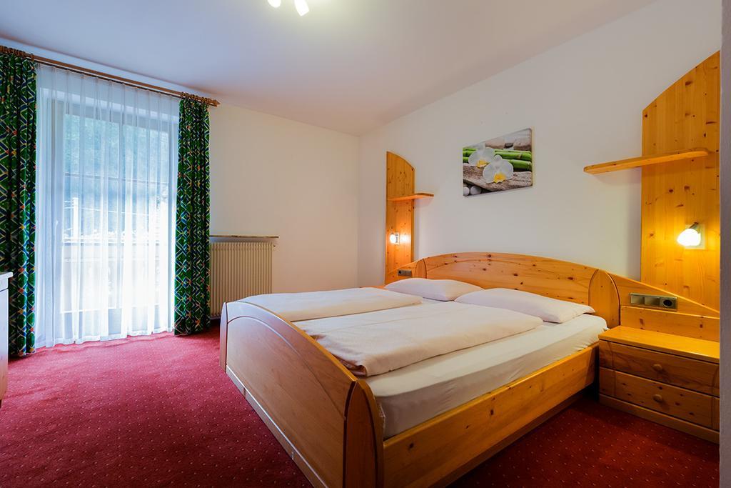 Garni Bergland Bed and Breakfast Ratschings Buitenkant foto